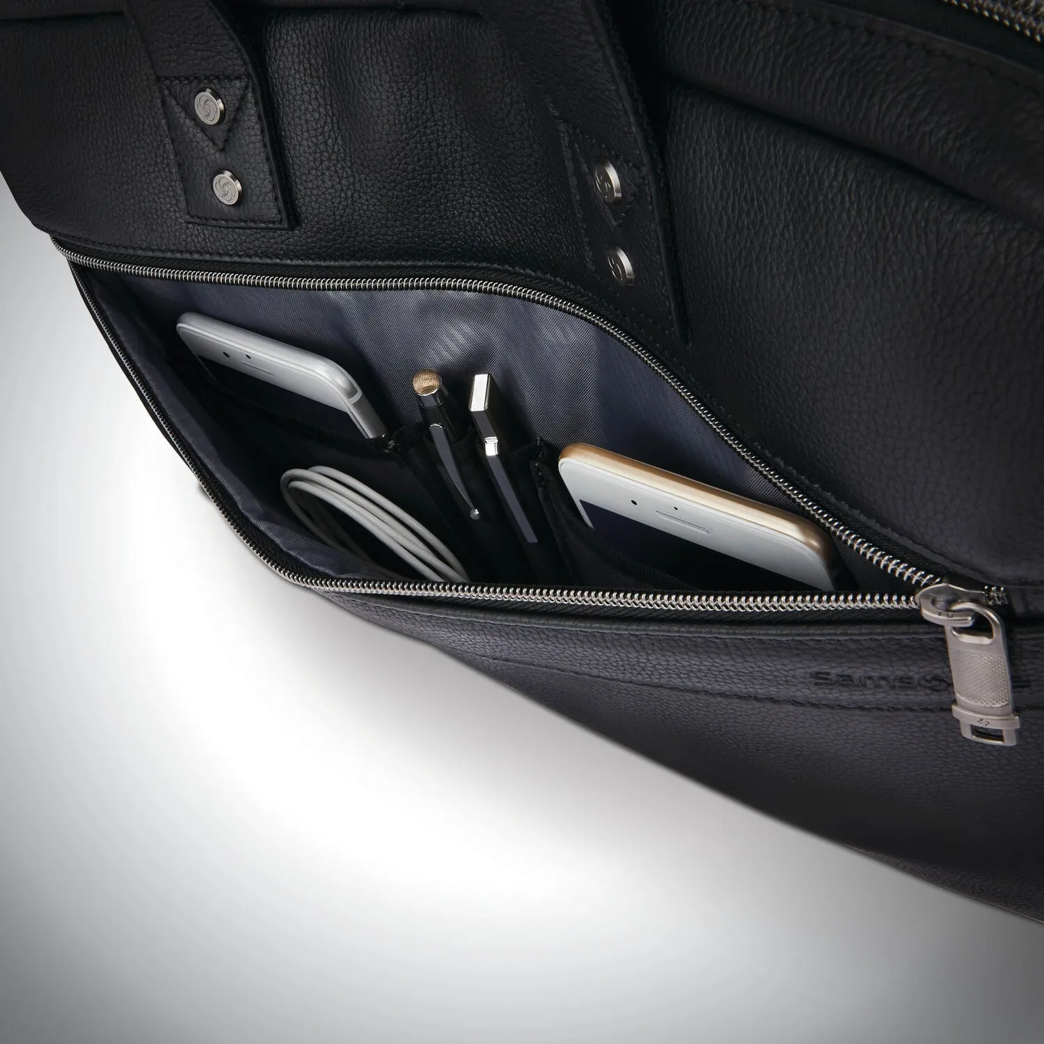 Samsonite Classic Leather Slim Brief Black